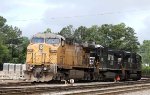 UP 6786 sits with a couple of NS units in Glenwood Yard